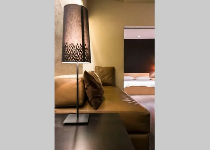 Downtown Luxury 아파트