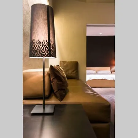 Downtown Luxury Apartment